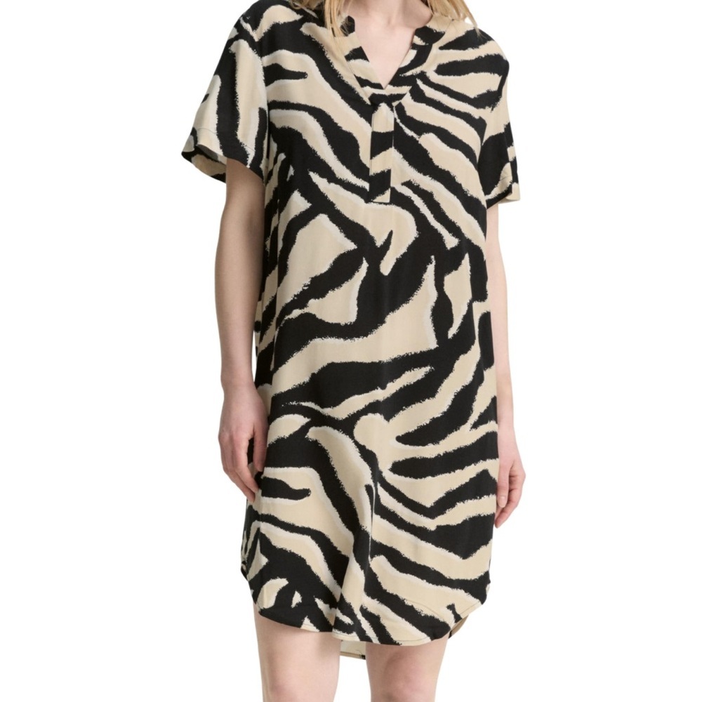 H&M V-neck zebra print tunic dress